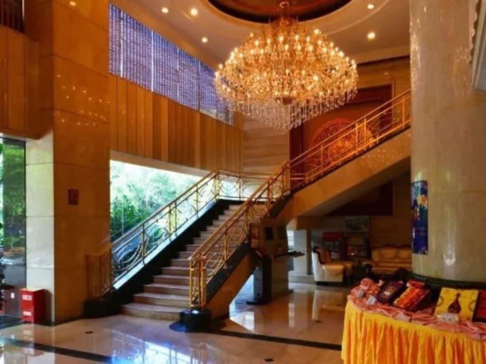 Sunshine Holiday Hotel Fuzhou Fuzhou  Exterior photo